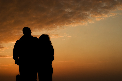couple-at-sunset
